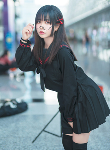 清纯萝莉眼镜娘JK制服黑丝美腿漫展摄影写真图片