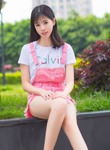 秀人网模特艾栗栗清纯美女修长美腿小清新唯美写真