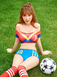 足球宝贝美女模特谢芷馨Sindy巨乳诱人性感世界杯主题写真图片